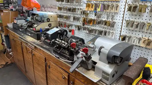 Photo Gallery Image 3